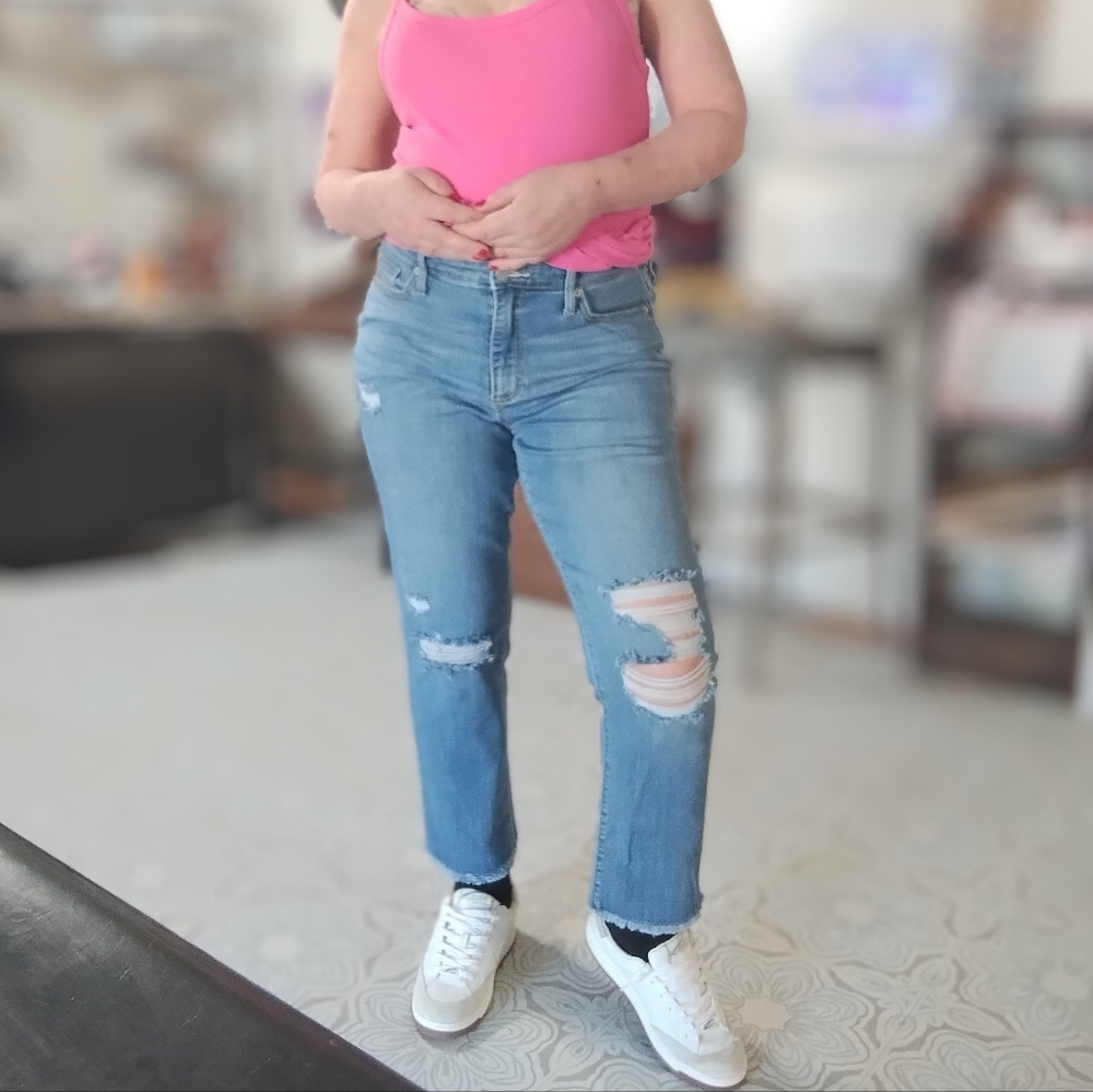 Women Sz 12 UNIVERSEAL THREADS Blue Distressed Jeans High Rise Slim Straight